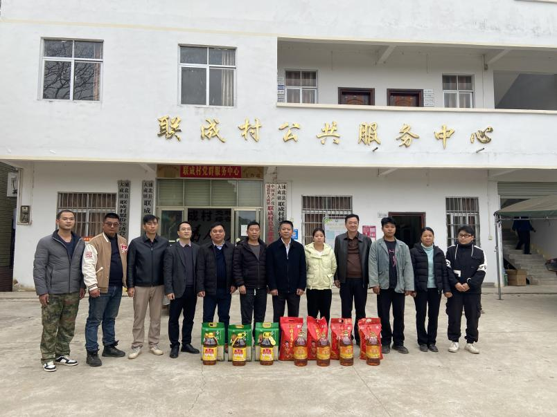 慰問(wèn)暖人心，關(guān)懷傳黨情